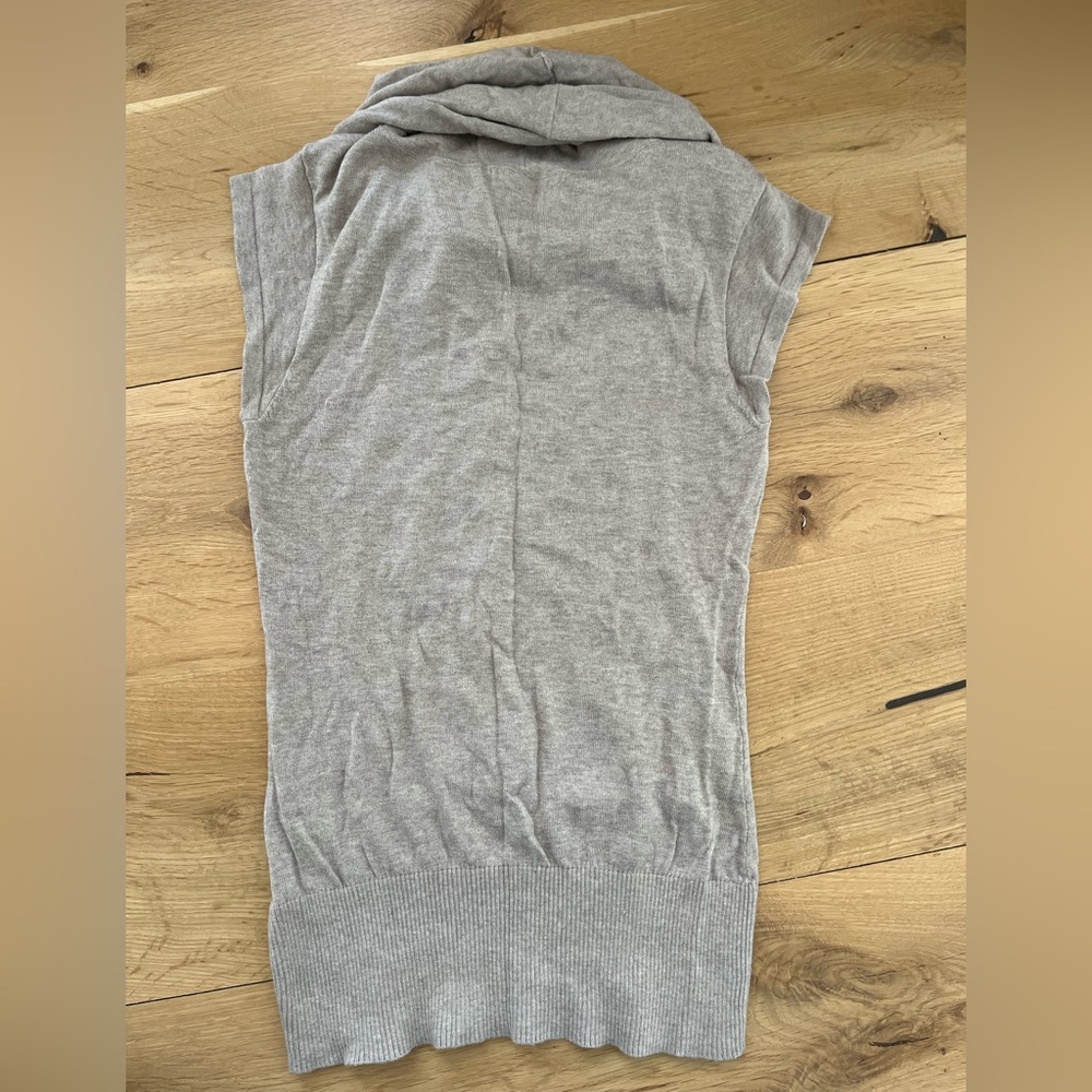 Banana Republic Sleeveless Cowl Neck Sweater - Picture 4 of 6